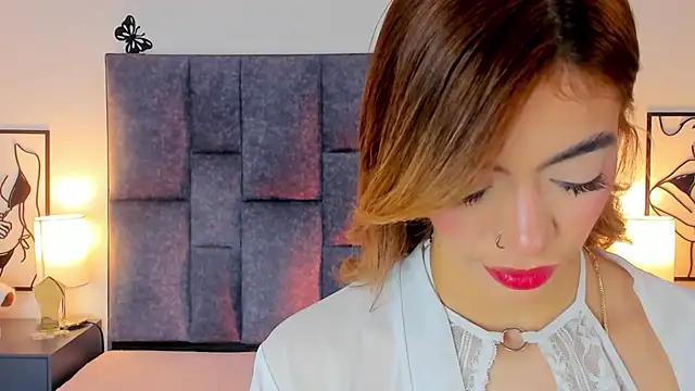 Violetta Ficher online show from June 16, 2026, 2:14 am