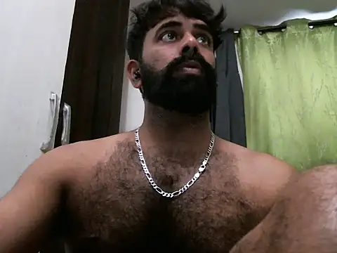 Snapshot of indianhairybull chatting on February 20, 2025, 11:42 am indianhairybull online show from February 20, 2025, 11:42 am