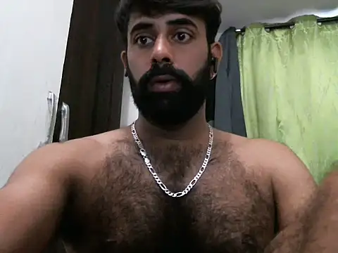 Snapshot of indianhairybull chatting on February 22, 2025, 11:13 am indianhairybull online show from February 22, 2025, 11:13 am