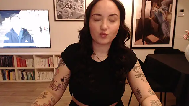 Orgasmille online show from February 18, 2025, 8:38 am