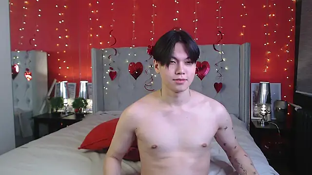 Snapshot of just_gay_ chatting on February 11, 2025, 4:35 pm just gay  online show from February 11, 2025, 4:35 pm