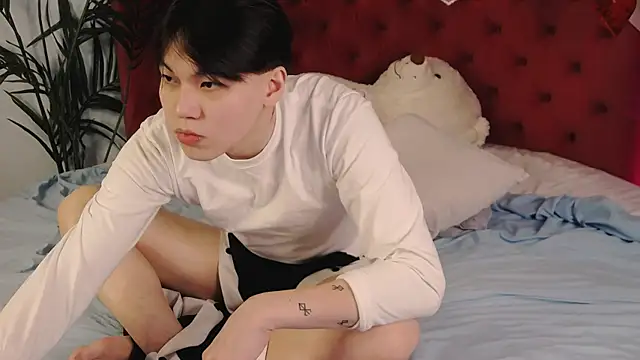 Snapshot of just_gay_ chatting on February 15, 2025, 1:38 pm just gay  online show from February 15, 2025, 1:38 pm