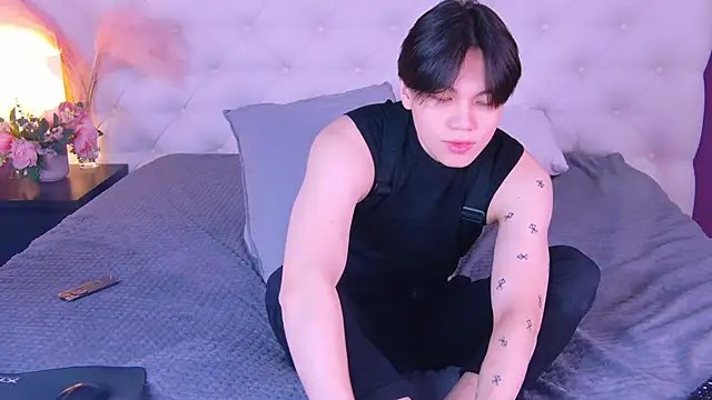 Snapshot of just_gay_ chatting on March 15, 2025, 1:18 pm just gay  online show from March 15, 2025, 1:18 pm