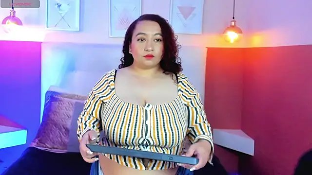 kattarina  online show from February 21, 2025, 1:00 pm