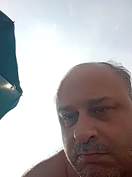 Snapshot of NAvoglia chatting on August 6, 2026, 2:41 pm NAvoglia online show from August 6, 2026, 2:41 pm