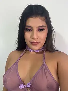Arianna Fioree online show from July 18, 2026, 6:34 pm