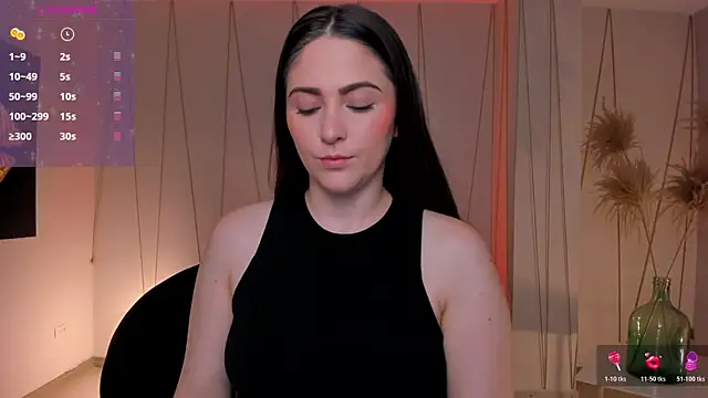 BeccaBaxter online show from June 11, 2026, 12:25 pm