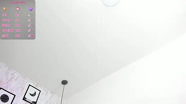Raichell  online show from May 12, 2026, 12:35 pm