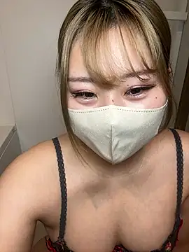 Snapshot of Rara__oo chatting on February 12, 2026, 8:31 am Rara oo online show from February 12, 2026, 8:31 am