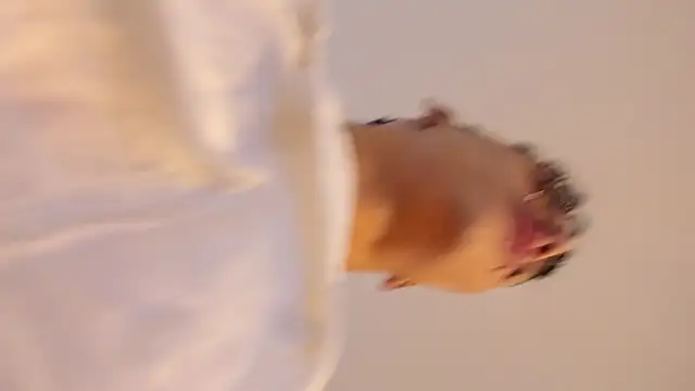 JhoanLeandro online show from January 14, 2026, 5:02 am