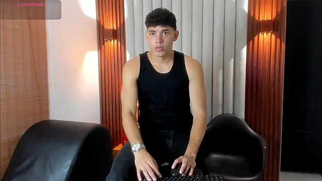 Justin mack online show from September 30, 2025, 12:43 pm