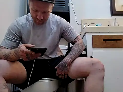 ohyeaitsme444 online show from February 4, 2025, 6:38 pm