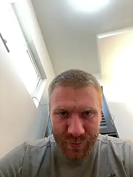 ohyeaitsme444 online show from February 10, 2025, 4:58 pm