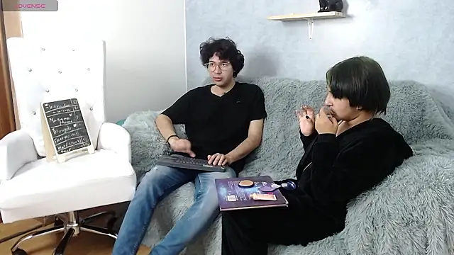makizenin  online show from February 6, 2025, 1:43 pm