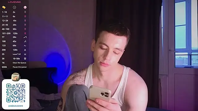 Snapshot of VincentSmith02 chatting on February 3, 2025, 12:47 pm VincentSmith02 online show from February 3, 2025, 12:47 pm