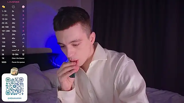 Snapshot of VincentSmith02 chatting on February 4, 2025, 11:27 am VincentSmith02 online show from February 4, 2025, 11:27 am