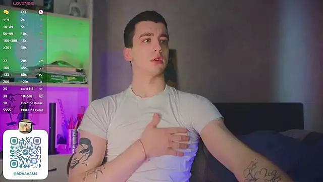 Snapshot of VincentSmith02 chatting on March 10, 2025, 11:32 am VincentSmith02 online show from March 10, 2025, 11:32 am