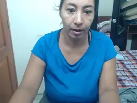 Siblleyx online show from December 18, 2024, 5:31 pm