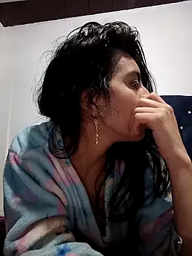 Ariell Kieran online show from March 11, 2025, 11:59 pm