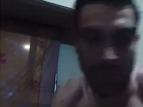 Snapshot of beatle666 chatting on February 13, 2025, 12:35 am beatle666 online show from February 13, 2025, 12:35 am