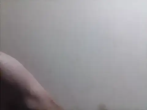 Snapshot of beatle666 chatting on February 14, 2025, 1:02 am beatle666 online show from February 14, 2025, 1:02 am