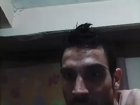 Snapshot of beatle666 chatting on February 15, 2025, 2:15 am beatle666 online show from February 15, 2025, 2:15 am