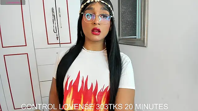 Karla Dior7 online show from October 4, 2025, 6:17 pm