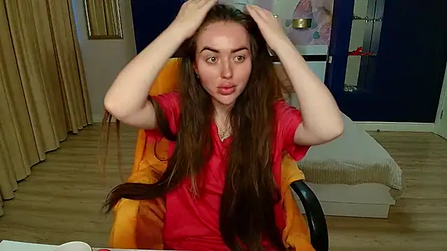 MissisCaty online show from December 3, 2025, 5:15 am