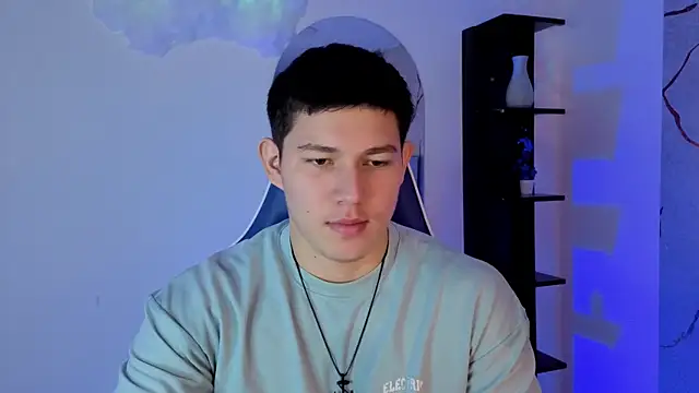 JamesCr  online show from May 21, 2026, 12:34 pm
