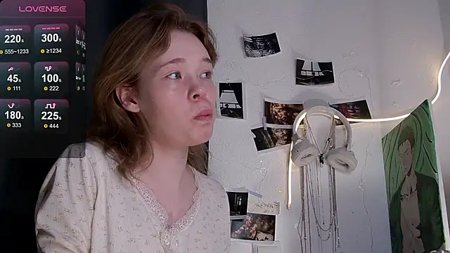 Snapshot of Kellybbface chatting on March 5, 2026, 4:19 am Kellybbface online show from March 5, 2026, 4:19 am