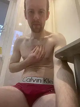 LynnAhNight online show from March 24, 2026, 3:33 am