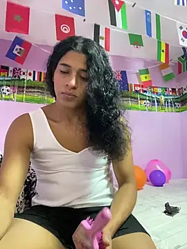 alexiaross96 online show from July 11, 2026, 9:49 pm