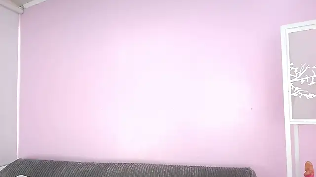 Snapshot of Hiyakasudere chatting on November 4, 2025, 6:29 pm Hiyakasudere online show from November 4, 2025, 6:29 pm