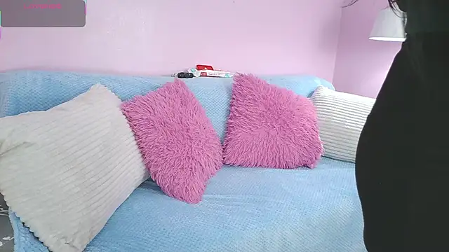 Snapshot of Hiyakasudere chatting on December 22, 2025, 6:16 pm Hiyakasudere online show from December 22, 2025, 6:16 pm