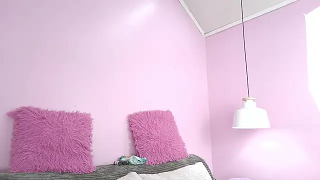 Snapshot of Hiyakasudere chatting on January 7, 2026, 12:40 pm Hiyakasudere online show from January 7, 2026, 12:40 pm