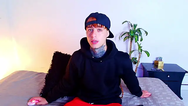 Snapshot of 7_Saturno_7 chatting on February 22, 2026, 2:26 pm 7 Saturno 7 online show from February 22, 2026, 2:26 pm