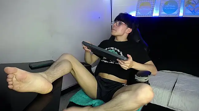 Snapshot of PepperTwink chatting on February 8, 2025, 12:28 pm PepperTwink online show from February 8, 2025, 12:28 pm