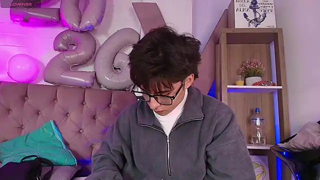 PepperTwink online show from January 19, 2026, 4:11 pm