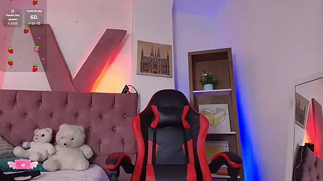 PepperTwink online show from May 9, 2026, 4:34 pm