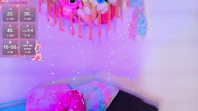 maddie 18 online show from September 18, 2025, 10:17 am