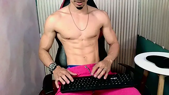 Snapshot of Becker2_ chatting on January 5, 2026, 5:38 pm Becker2 online show from January 5, 2026, 5:38 pm