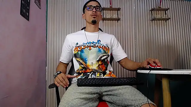 Snapshot of Becker2_ chatting on January 11, 2026, 5:51 pm Becker2 online show from January 11, 2026, 5:51 pm