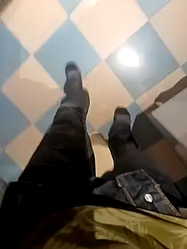 Snapshot of Dam70 chatting on September 17, 2025, 4:58 am Dam70 online show from September 17, 2025, 4:58 am