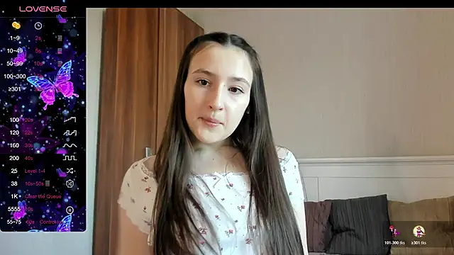 Cute  Nana online show from October 18, 2025, 6:26 am