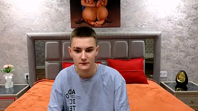 Snapshot of LindaBryantt chatting on February 2, 2025, 4:15 am LindaBryantt online show from February 2, 2025, 4:15 am