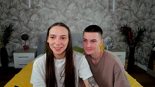 Snapshot of LindaBryantt chatting on February 3, 2025, 2:02 pm LindaBryantt online show from February 3, 2025, 2:02 pm