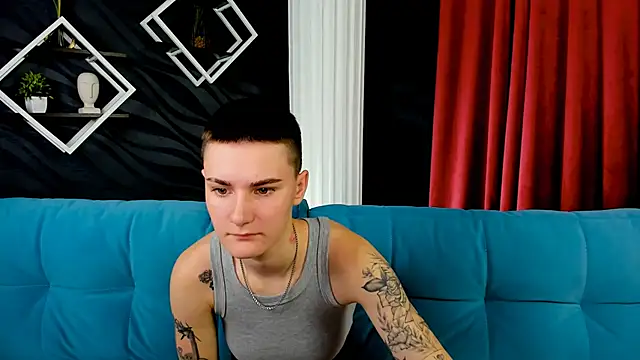 Snapshot of LindaBryantt chatting on February 20, 2025, 1:40 pm LindaBryantt online show from February 20, 2025, 1:40 pm