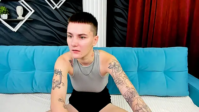 Snapshot of LindaBryantt chatting on February 23, 2025, 6:07 am LindaBryantt online show from February 23, 2025, 6:07 am