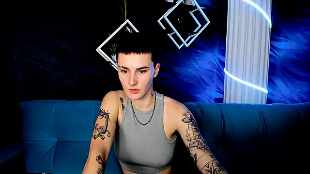 Snapshot of LindaBryantt chatting on March 2, 2025, 2:10 pm LindaBryantt online show from March 2, 2025, 2:10 pm