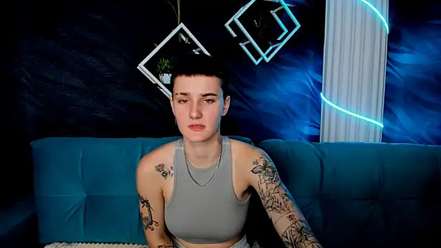 Snapshot of LindaBryantt chatting on March 7, 2025, 6:35 am LindaBryantt online show from March 7, 2025, 6:35 am